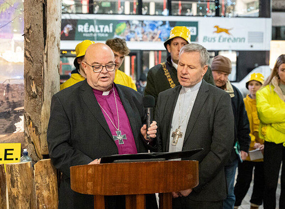 Bishop Paul Colton and Bishop Fintan Gavin blessing the SHARE Crib in Cork (Pic Gerard McCarthy)