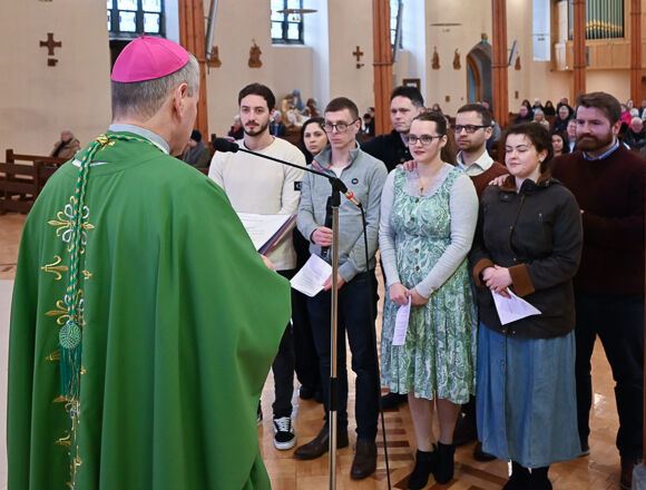 Bishop Fintan welcoming the candidates