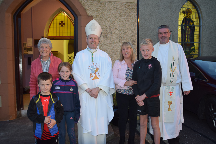 Images taken at Ballingeary during Bishop Fintan's pastoral visit to Uibh Laoire parish (pic. Nóirín Uí Thuama)