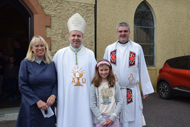 Images taken at Ballingeary during Bishop Fintan's pastoral visit to Uibh Laoire parish (pic. Nóirín Uí Thuama)