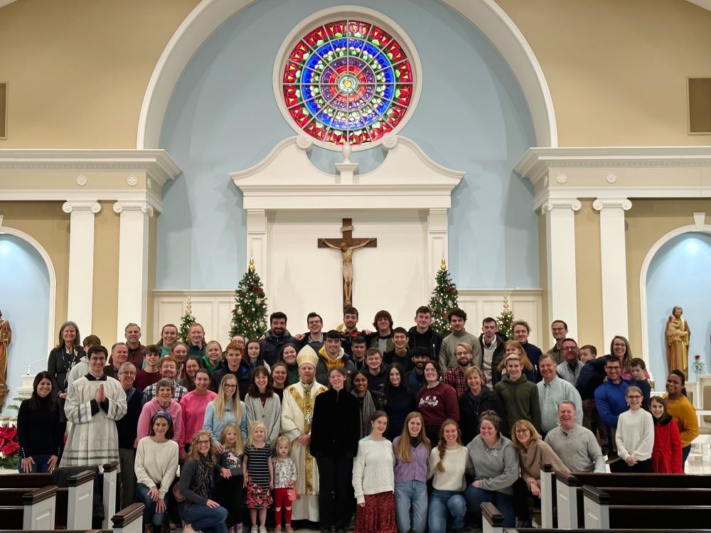 Final Mass celebrated by Bishop Fintan with all the Irish attendees of SEEK23 and host families in Chicago.