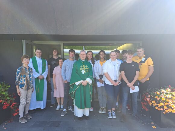 Lourdes Young Adult Helpers Gather in Kinsale.